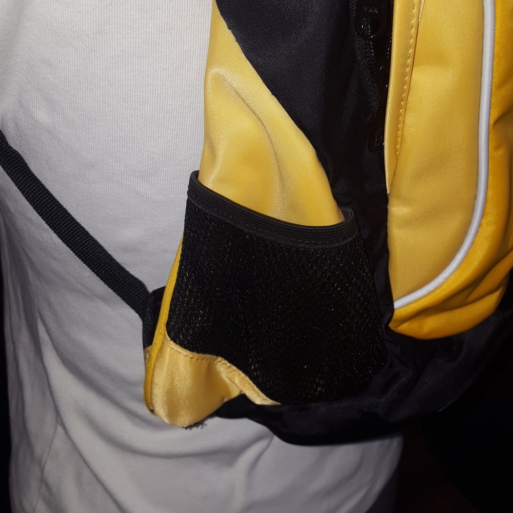 Asia Miles Backpack. - Picture 7 of 8